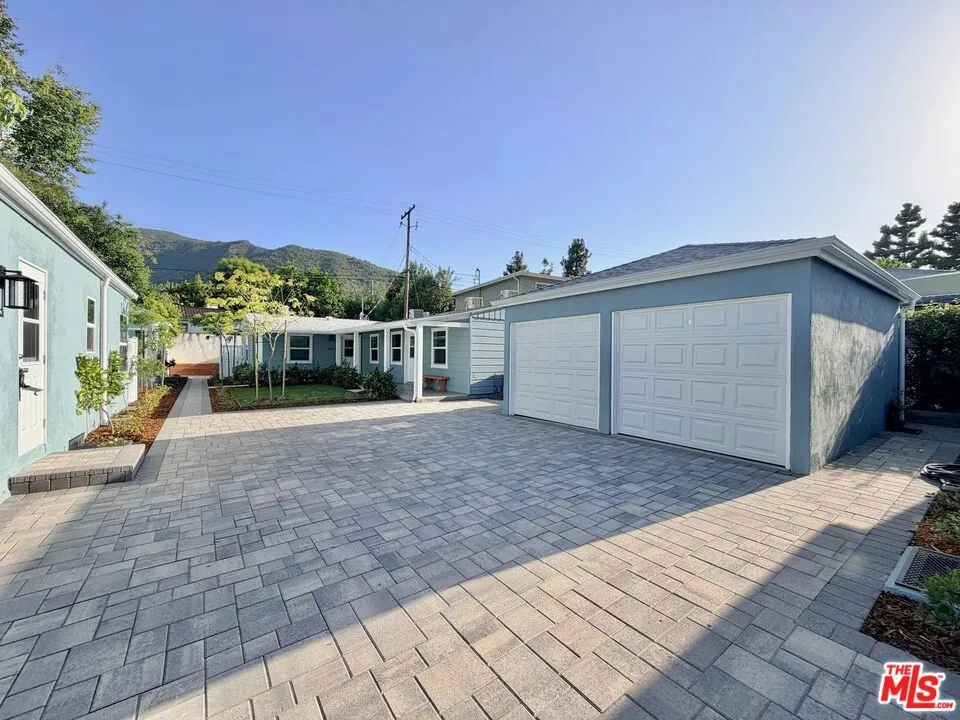 501 S Gaylord Drive Burbank, CA 91505