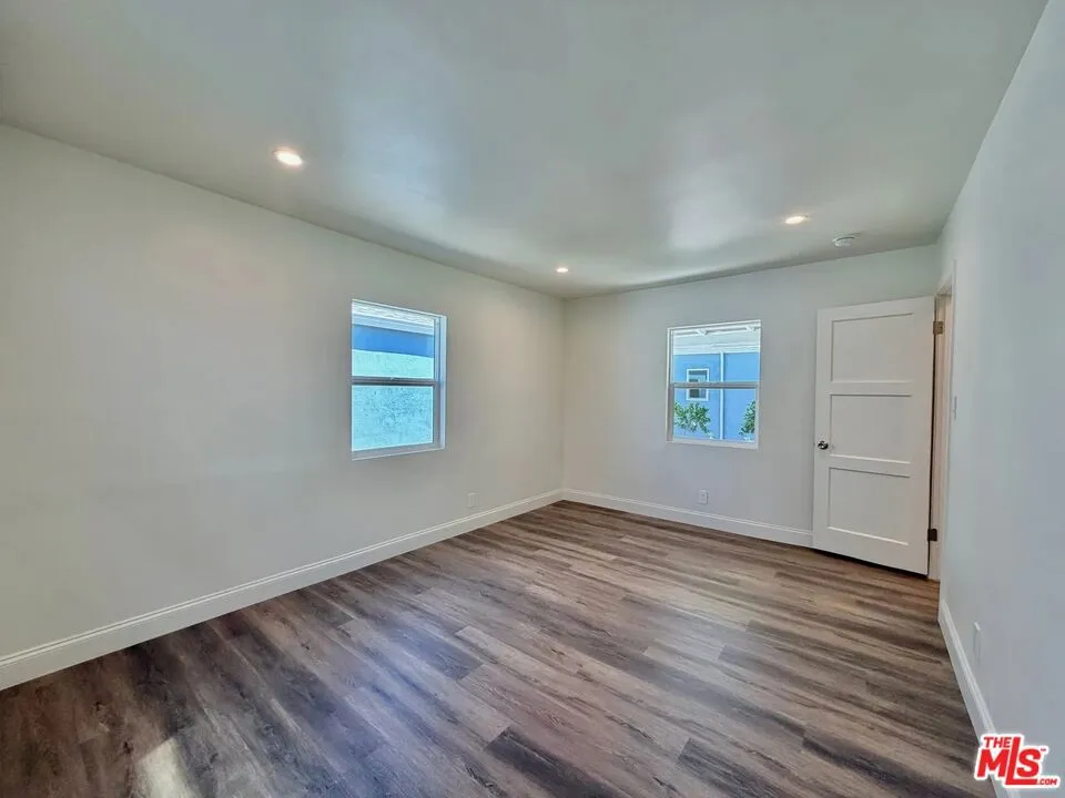501 S Gaylord Drive Burbank, CA 91505