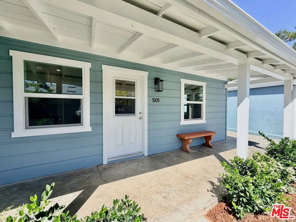 501 S Gaylord Drive Burbank, CA 91505