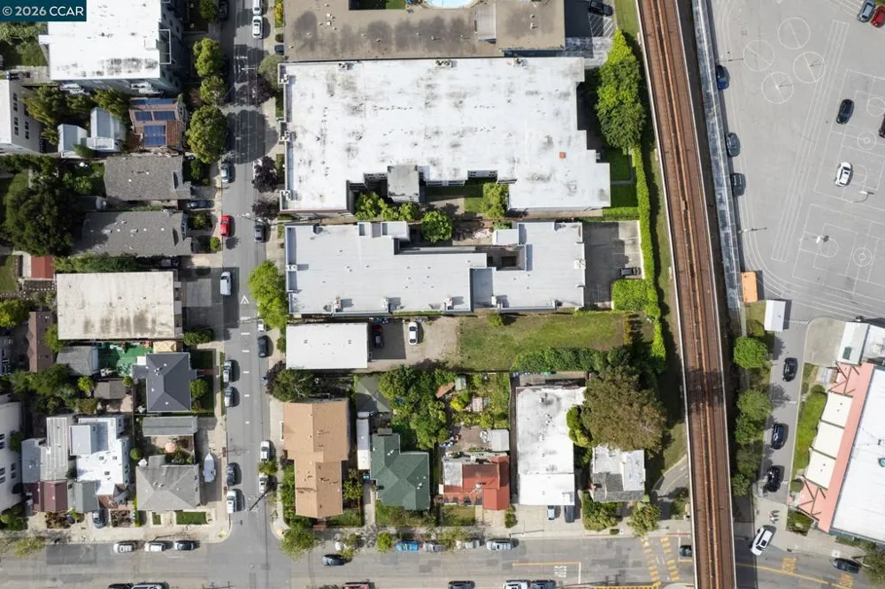 417 Evelyn Avenue #302 Albany, CA 94706