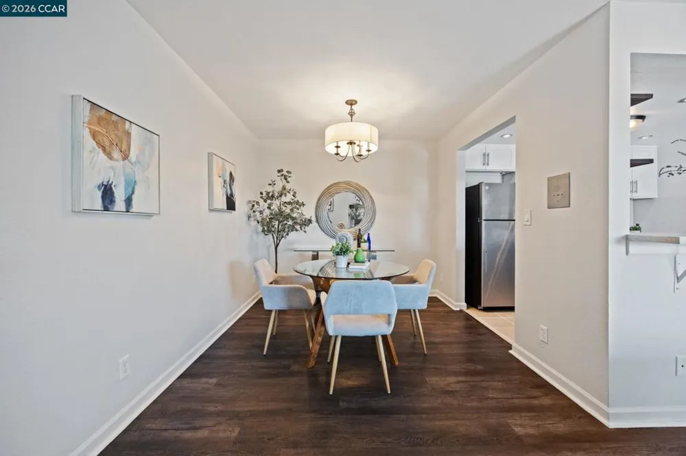 417 Evelyn Avenue #302 Albany, CA 94706