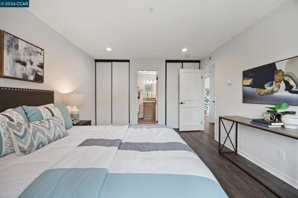417 Evelyn Avenue #302 Albany, CA 94706