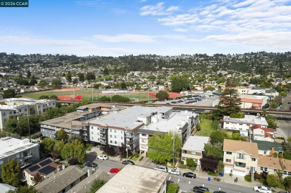 417 Evelyn Avenue #302 Albany, CA 94706