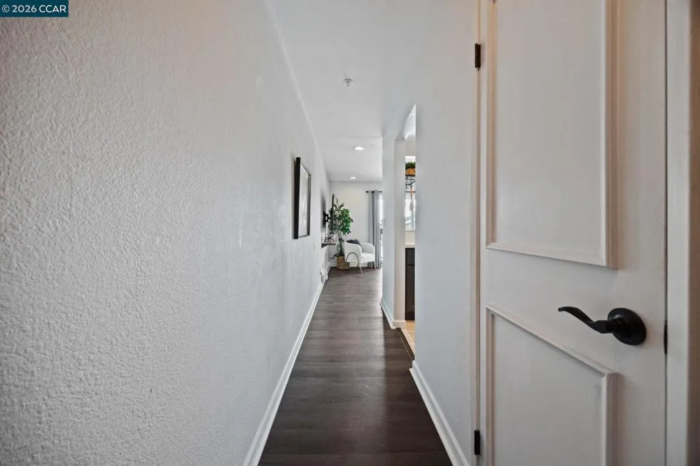 417 Evelyn Avenue #302 Albany, CA 94706