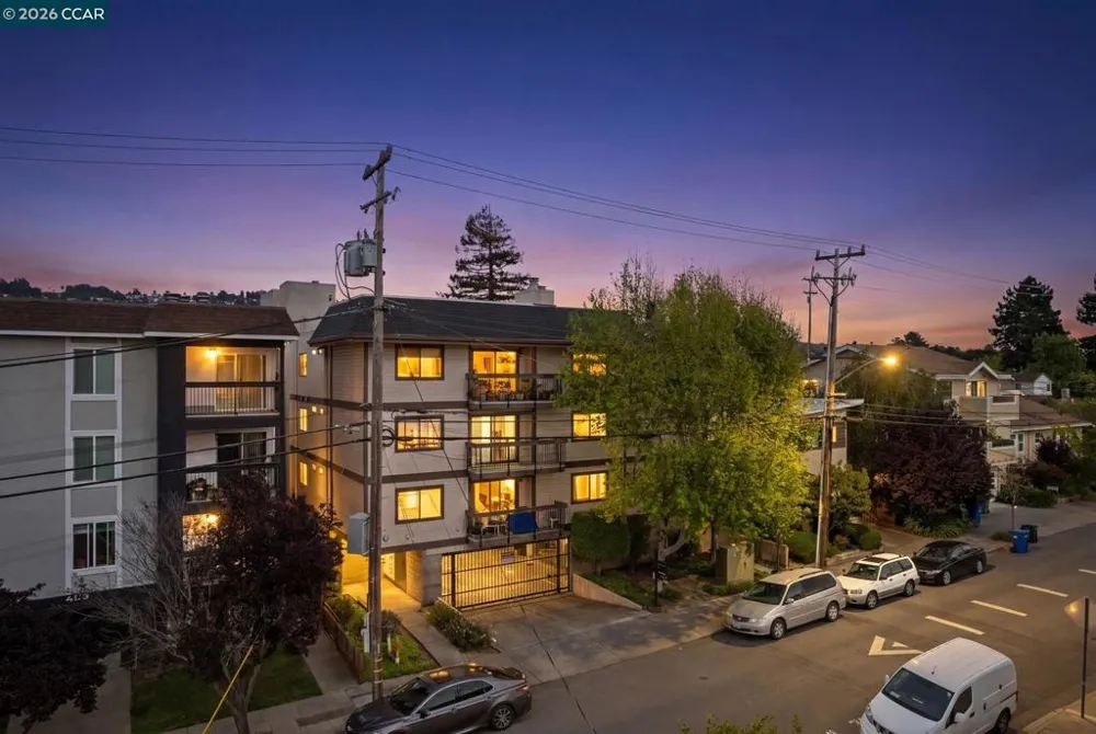 417 Evelyn Avenue #302 Albany, CA 94706