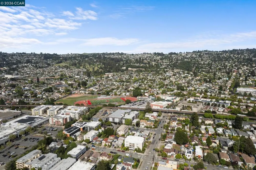 417 Evelyn Avenue #302 Albany, CA 94706
