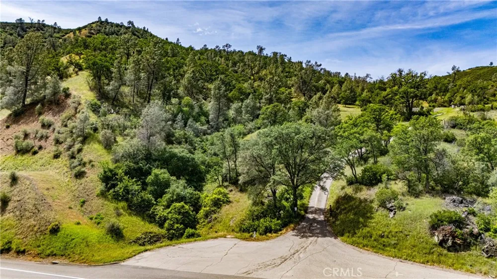 401 Watertrough Rd Clearlake Oaks, CA 95423