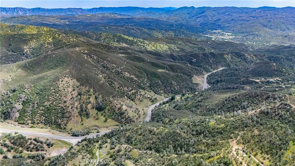 401 Watertrough Rd Clearlake Oaks, CA 95423