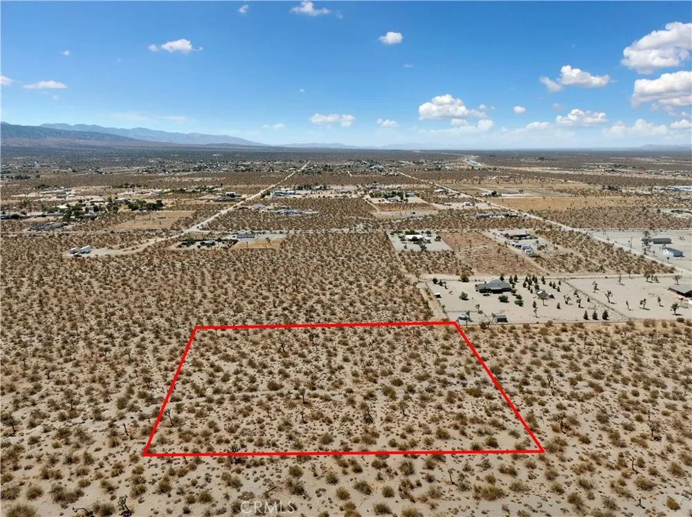 2 Wintergreen Rd Pinon Hills, CA 92372