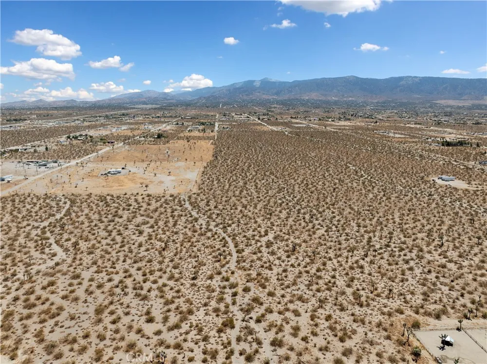2 Wintergreen Rd Pinon Hills, CA 92372