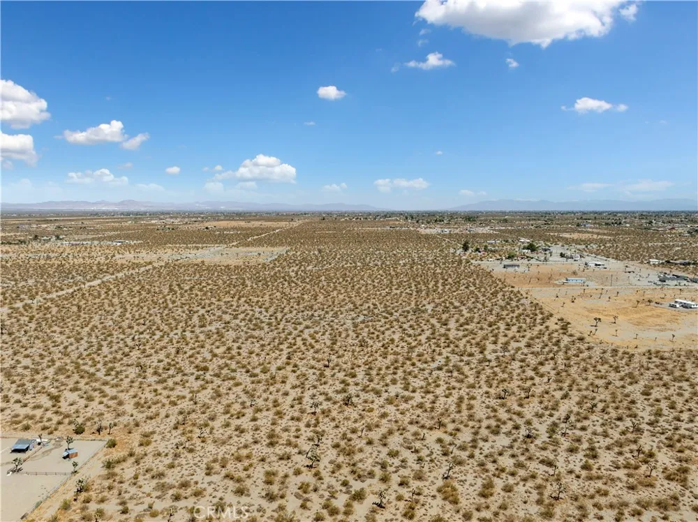 2 Wintergreen Rd Pinon Hills, CA 92372