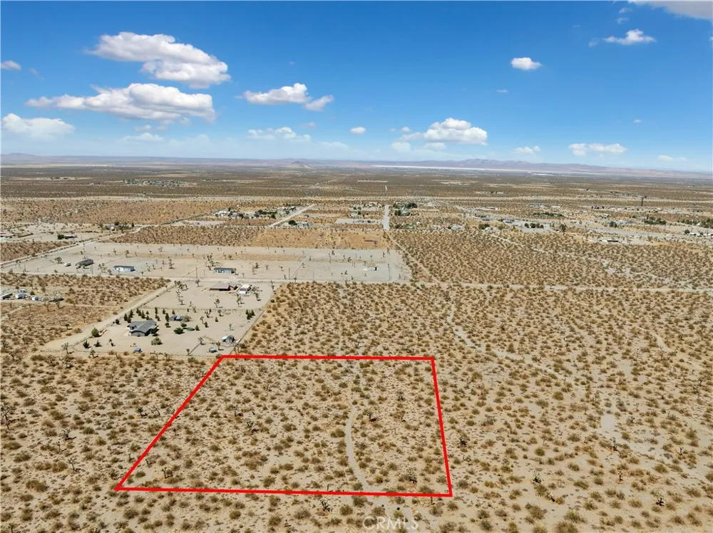 2 Wintergreen Rd Pinon Hills, CA 92372