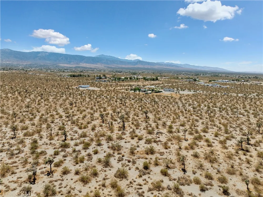 1 Wintergreen Pinon Hills, CA 92372