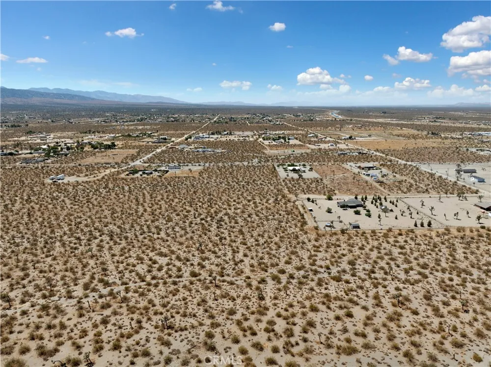 1 Wintergreen Pinon Hills, CA 92372