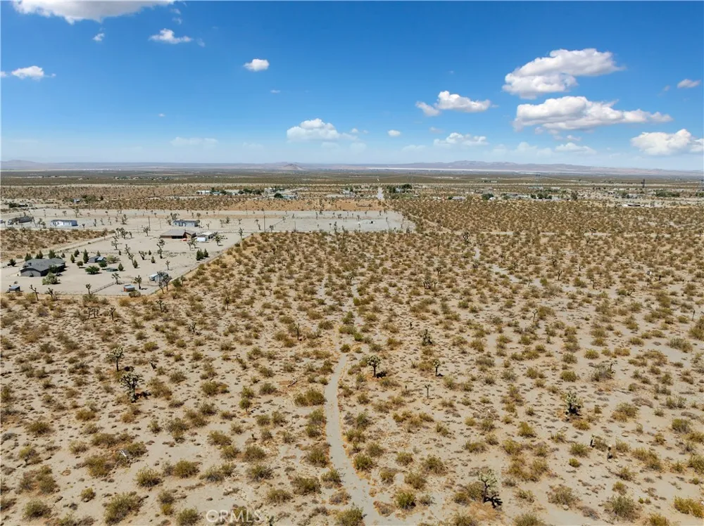 1 Wintergreen Pinon Hills, CA 92372