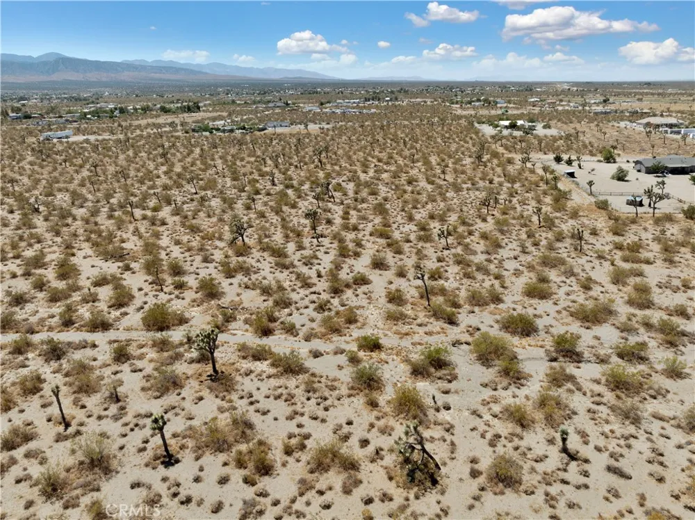 1 Wintergreen Pinon Hills, CA 92372