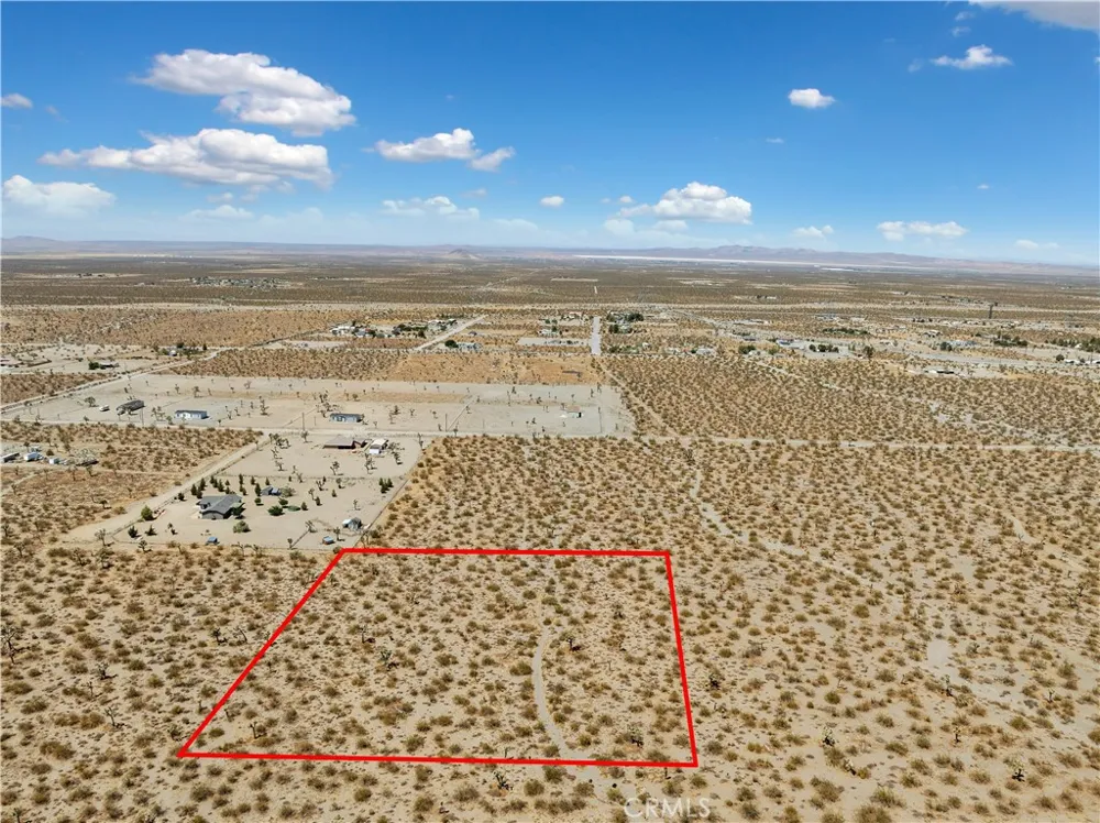 1 Wintergreen Pinon Hills, CA 92372