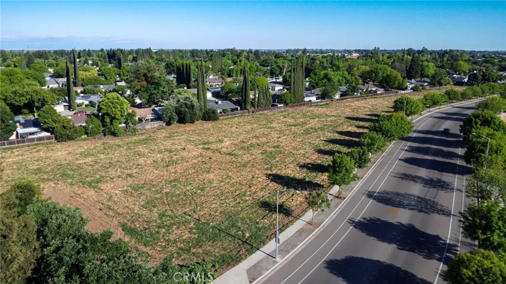 1800 E South Bear Creek Drive Merced, CA 95340
