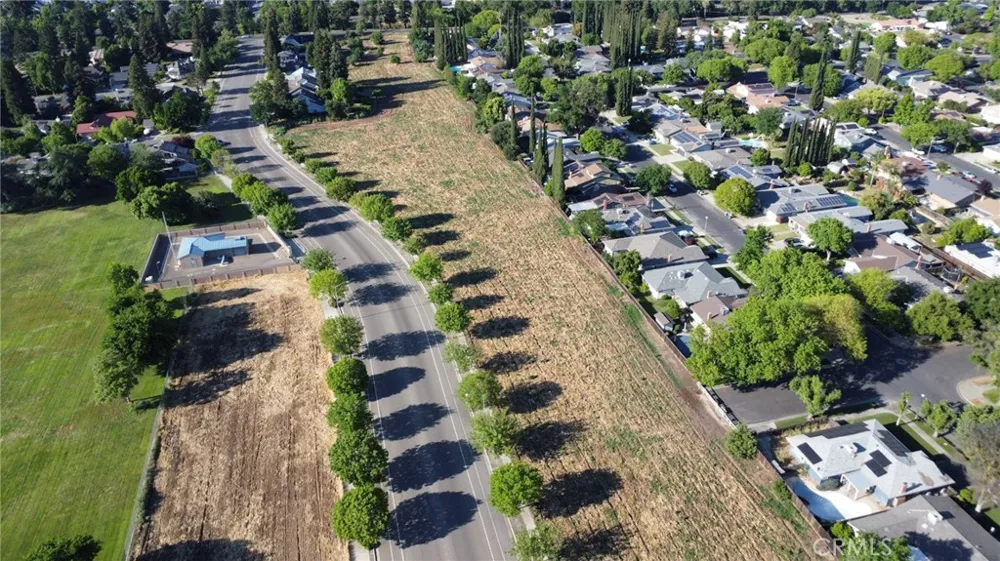 1800 E South Bear Creek Drive Merced, CA 95340