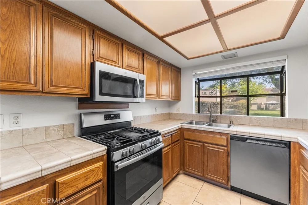422 W Avenue J5 #32 Lancaster, CA 93534