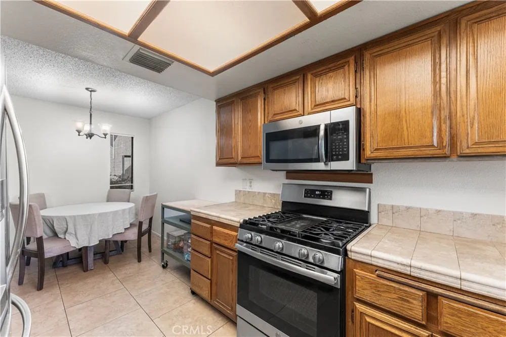 422 W Avenue J5 #32 Lancaster, CA 93534
