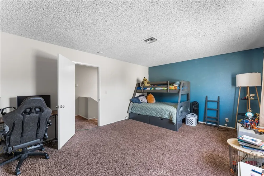 422 W Avenue J5 #32 Lancaster, CA 93534
