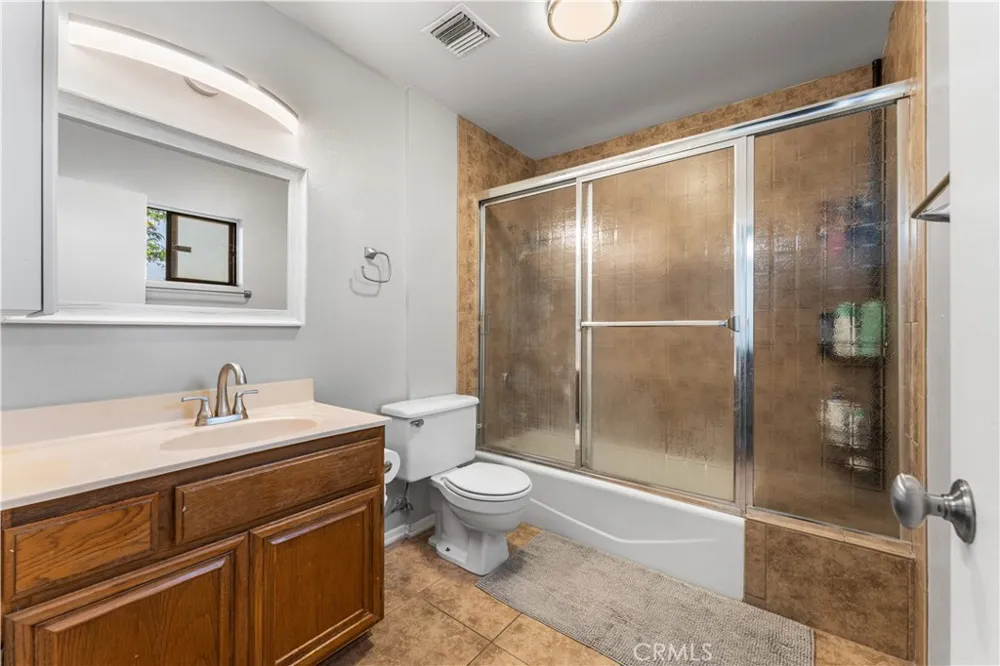 422 W Avenue J5 #32 Lancaster, CA 93534