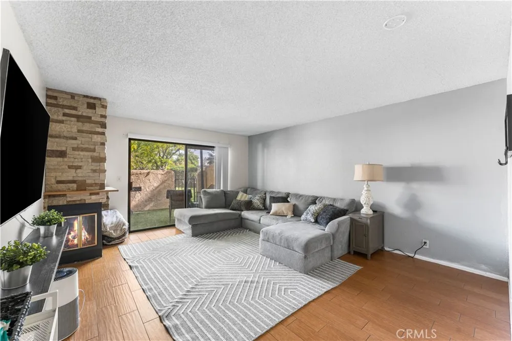 422 W Avenue J5 #32 Lancaster, CA 93534