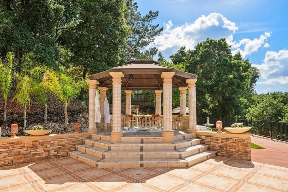 16840 Cypress Way Los Gatos, CA 95030