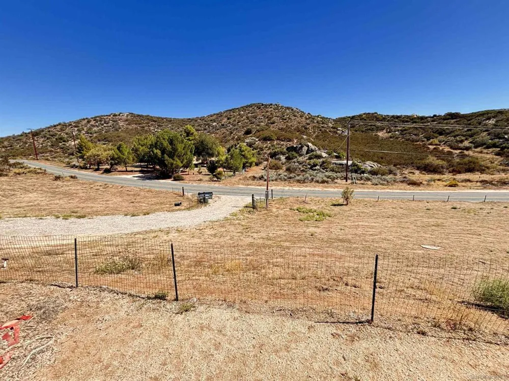 2848 La Posta Rd. Campo, CA 91906