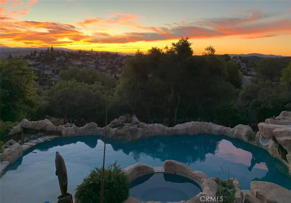 5568 Teton Kelseyville, CA 95451