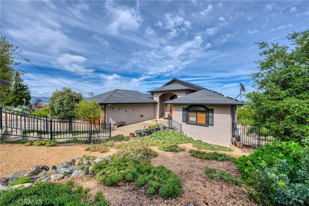 5568 Teton Kelseyville, CA 95451