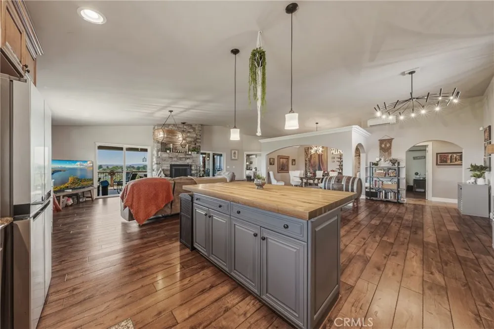 5568 Teton Kelseyville, CA 95451