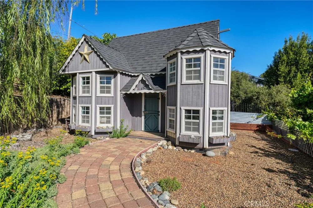5568 Teton Kelseyville, CA 95451