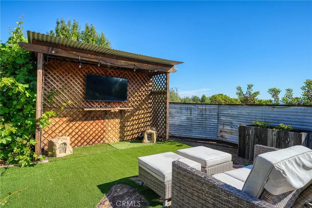 5568 Teton Kelseyville, CA 95451