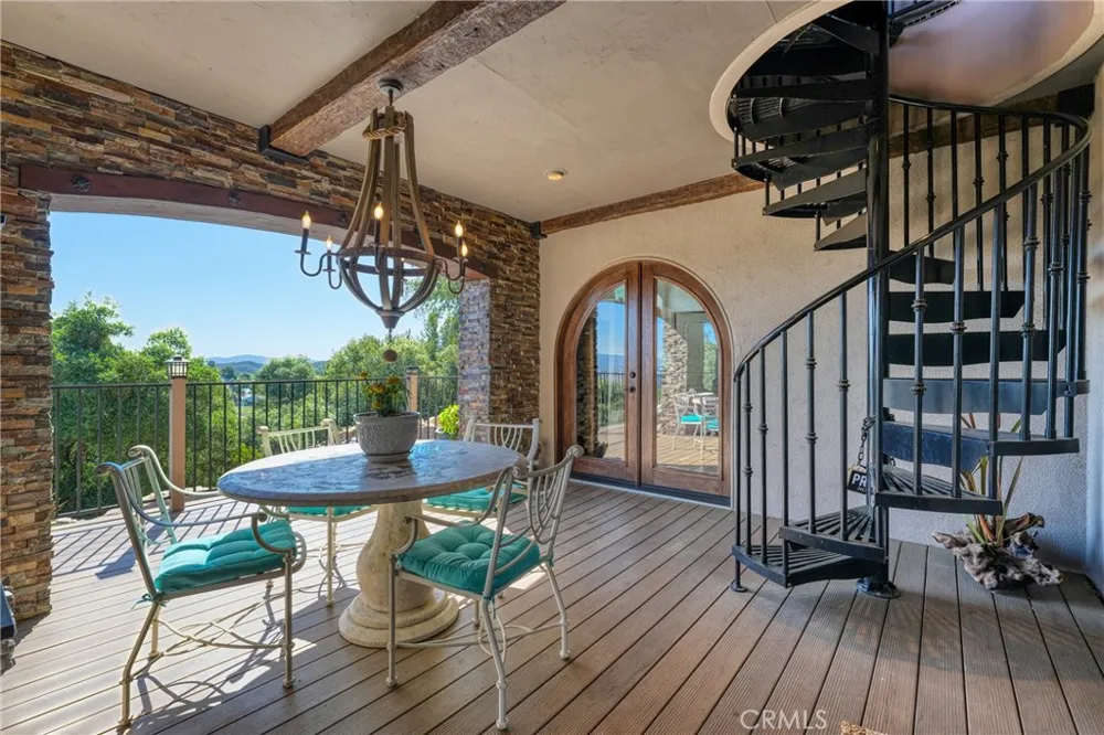 5568 Teton Kelseyville, CA 95451
