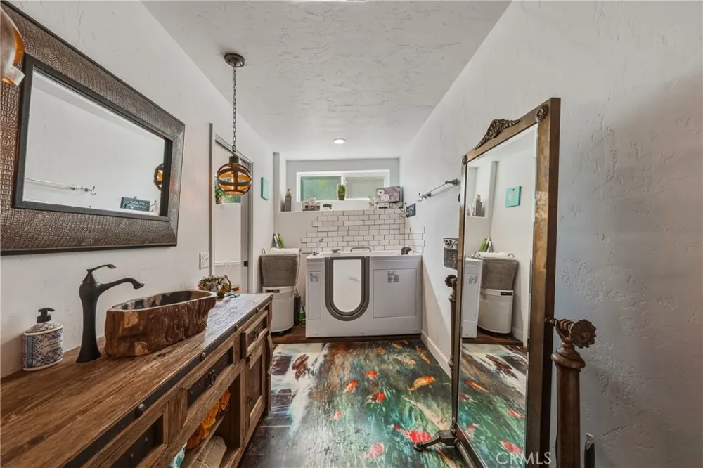 5568 Teton Kelseyville, CA 95451