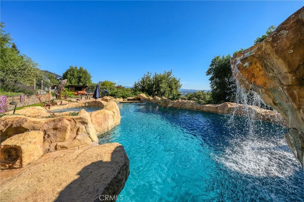 5568 Teton Kelseyville, CA 95451