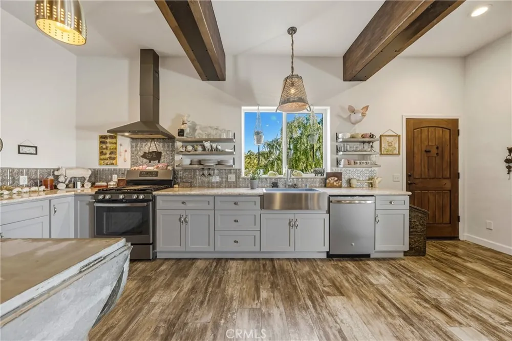 5568 Teton Kelseyville, CA 95451