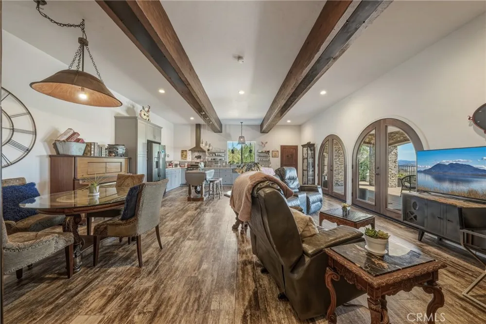 5568 Teton Kelseyville, CA 95451