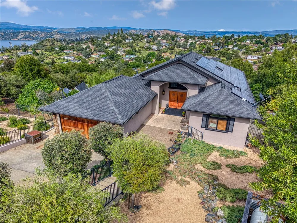 5568 Teton Kelseyville, CA 95451