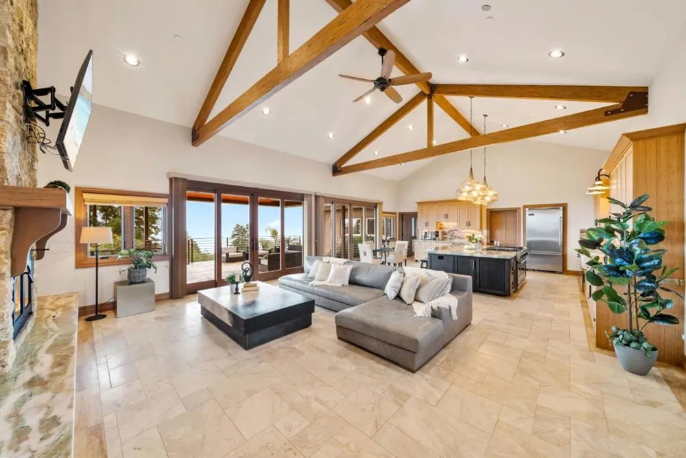 1061 Summit Road Watsonville, CA 95076