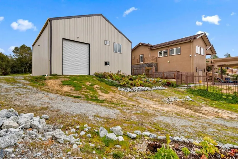 1061 Summit Road Watsonville, CA 95076