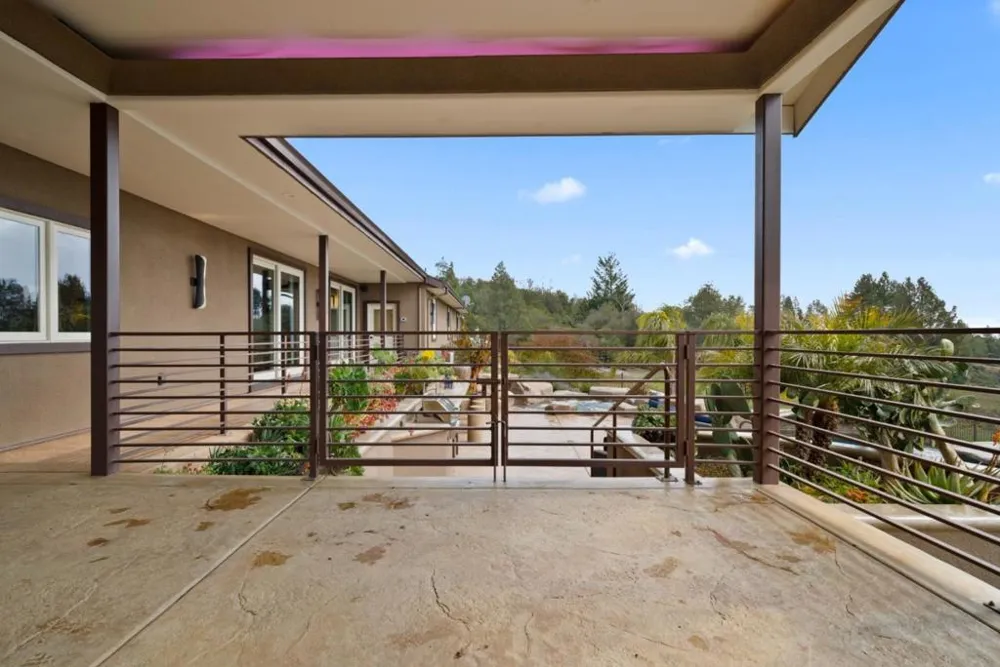 1061 Summit Road Watsonville, CA 95076