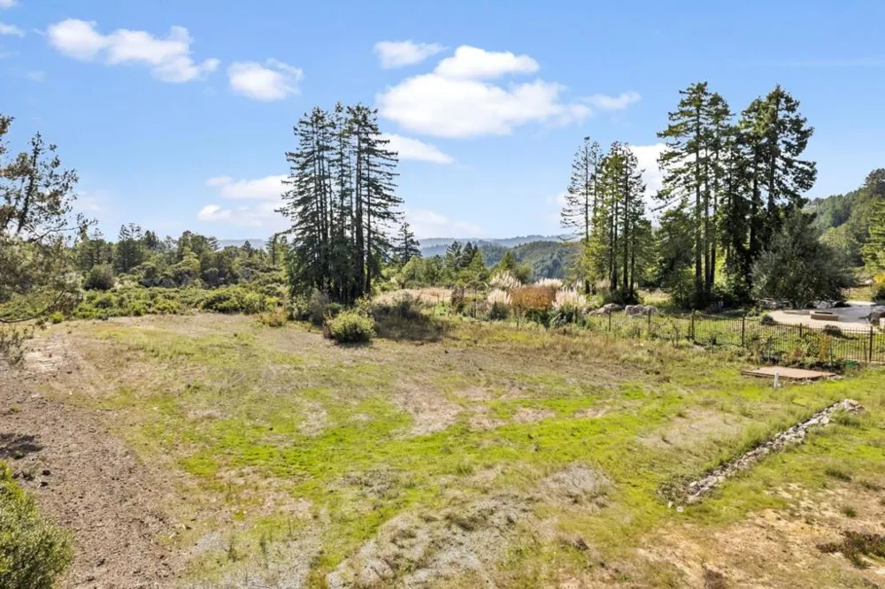 1061 Summit Road Watsonville, CA 95076