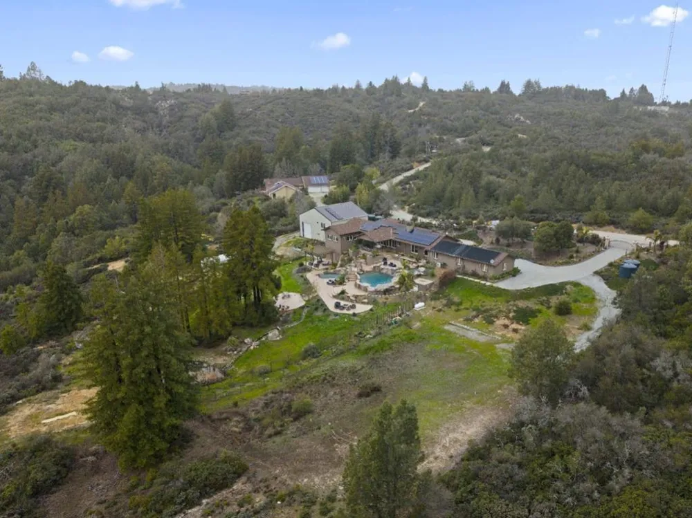 1061 Summit Road Watsonville, CA 95076