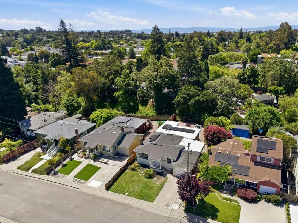 22389 Moyers Street Castro Valley, CA 94546