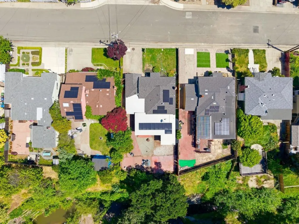 22389 Moyers Street Castro Valley, CA 94546