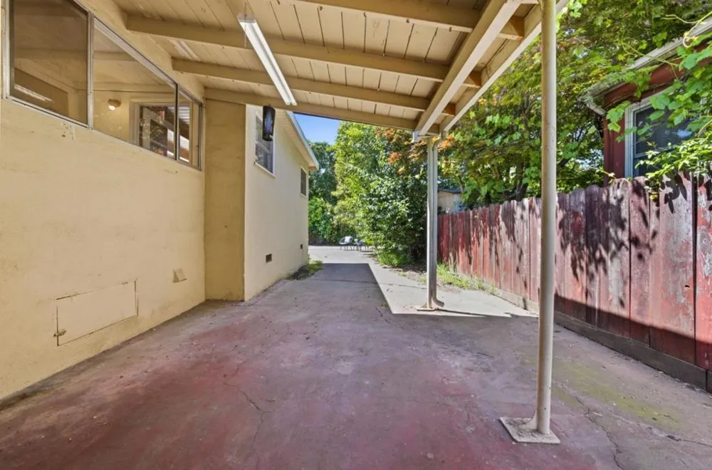 22389 Moyers Street Castro Valley, CA 94546