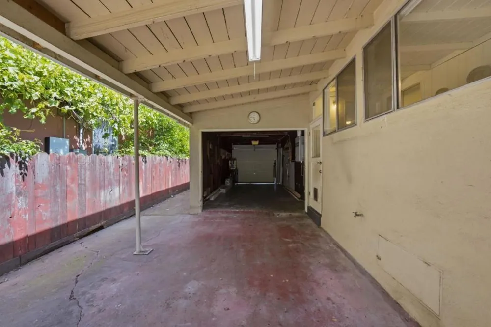 22389 Moyers Street Castro Valley, CA 94546